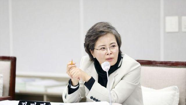 수원시의회 김미경 의원, 월드컵경기장재단 '청년 직원 이탈' 질타... 