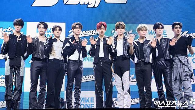 제로베이스원, 완전체 2개월 연장 전격 합의 