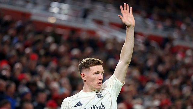 다음 시즌 '넥스트 박지성' 원하는 맨유 →“맨시티에서는 주전 확보 어려워, 맨유가 더 쉽다”