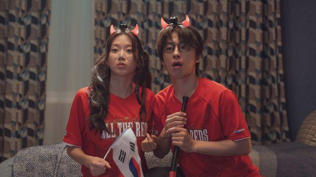 구교환♥문가영, 10년 만에 다시 맞섰다…‘만약에 우리’ 스틸 공개