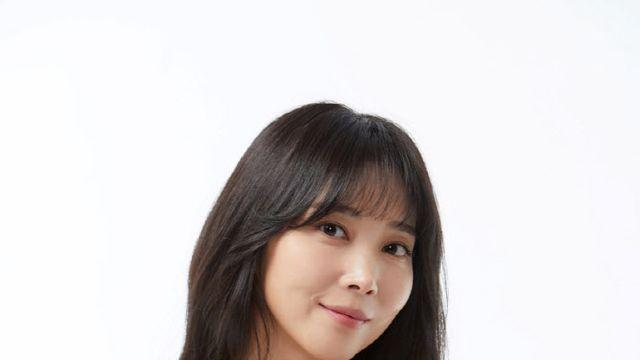 오윤아, 1인 기획사 와이에이엔터 설립 [공식]