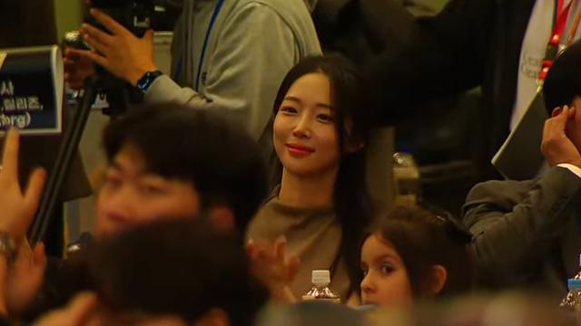 이동경은 세금 3배 내라..