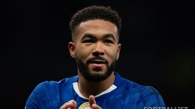 건강한 제임스는 새로운 영입과 같다 [PL.1st]