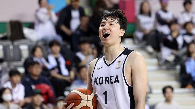 '중국전 2연승' 약속 지킨 이현중 