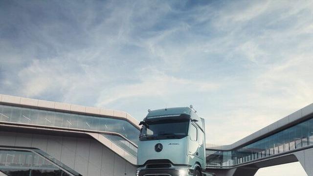 스타트럭코리아, ‘더 뉴 악트로스 L 프로캐빈’ 프로모션 진행