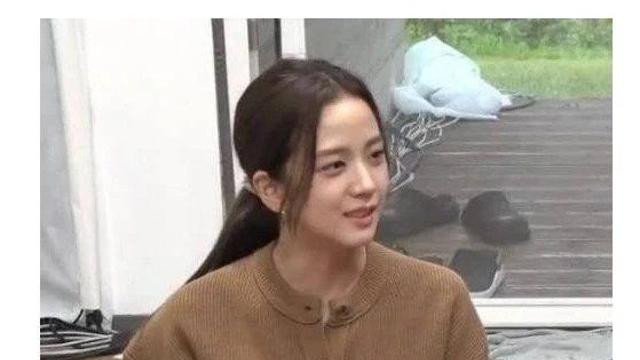 블랙핑크 지수도 못참는거 