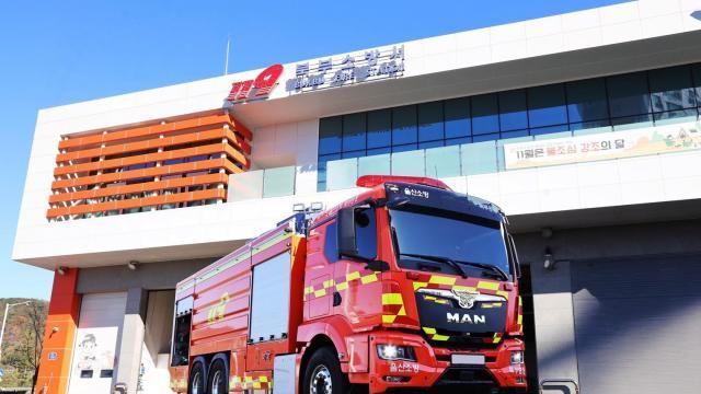 만트럭버스·신정개발, 울산소방본부에 '뉴 MAN TGS' 소방차 출고
