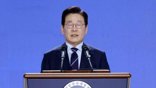 李대통령 대북기조 재확인…'핵 없는 한반도' 목표 제시