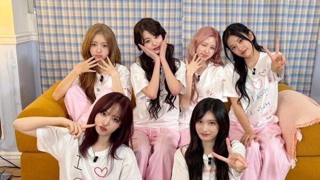 '데뷔 4주년' 아이브, 다이브와 함께 축하…‘특별 라이브+게임+토크’로 행복한 시간