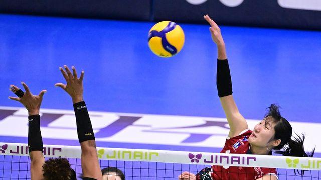 카리·정지윤 35점 합작…현대건설, 실바 분전 GS 꺾고 2위 도약