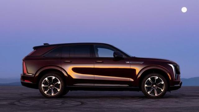 고환율로 수입차 가격 더 비싸진다…‘판매 위축’ 우려