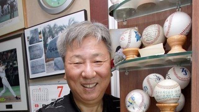 스크랩 앨범만 서른 권 '국민타자' 이승엽의 영원한 팬, 부친 이춘광 씨 별세