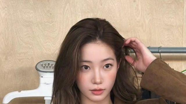 강민경, 카즈하도 했다! 요즘 대세라는 헤어 컬러