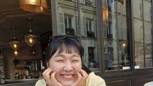 '163㎝·48㎏ 된' 이수지, 파리서 활짝…여행 만끽 중