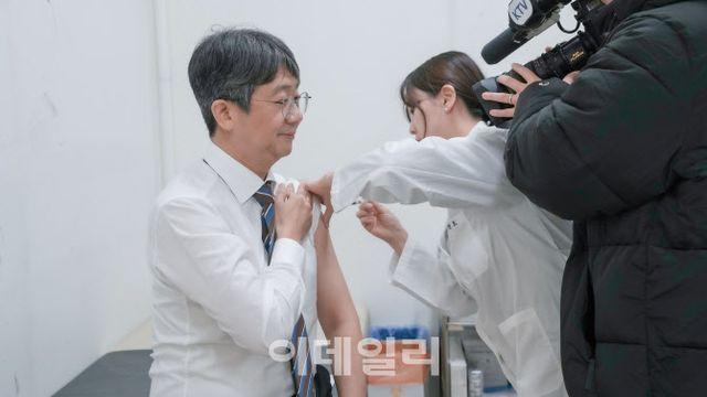 독감 증가세 꺾였지만…질병청장 