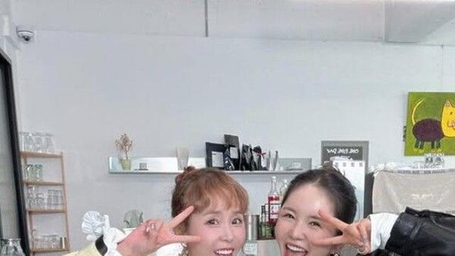 '문원과 결혼' 신지, 노로바이러스 감염 