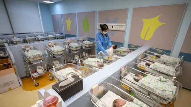 작년 출생아 기대수명 83.7년 '역대 최고'…건강수명 66.4년 '유병장수'