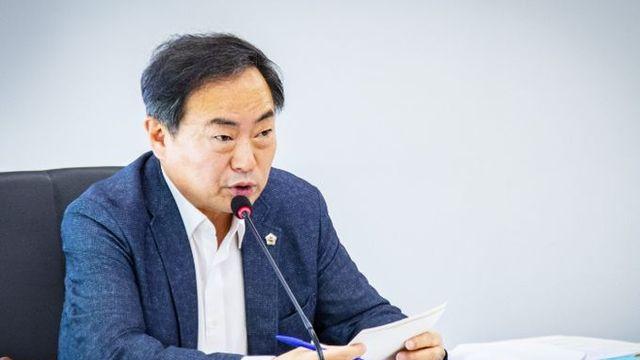 성남시의회 경제환경위원회 조우현 위원장, 3개 구청 감사… 꽃식재공사 독점 의혹·이륜차 불법행위·제설대비 미흡 집중 질타