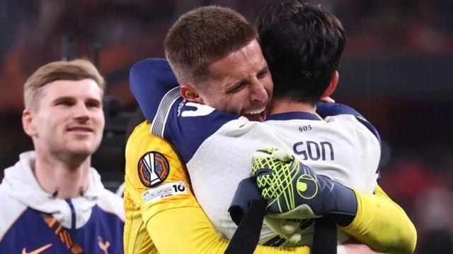 '흥민이 형 미안해'...토트넘 수호신→홈에서 야유 받는 욕받이 전락! 이탈리아 복귀 선언 