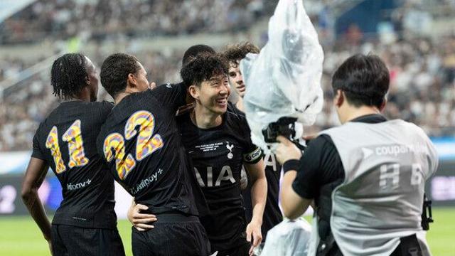 [오피셜] 손흥민 토트넘 복귀 ‘공식 발표’ 12월 10일 슬라비아 경기 직관, “작별 인사 예정”