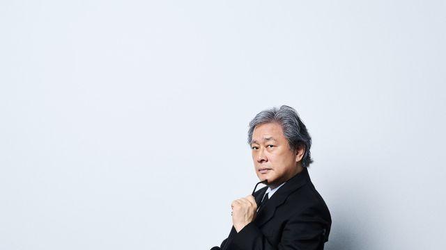 박찬욱 감독 “윤석열 비리 의혹 유튜브 즐겨 본다”