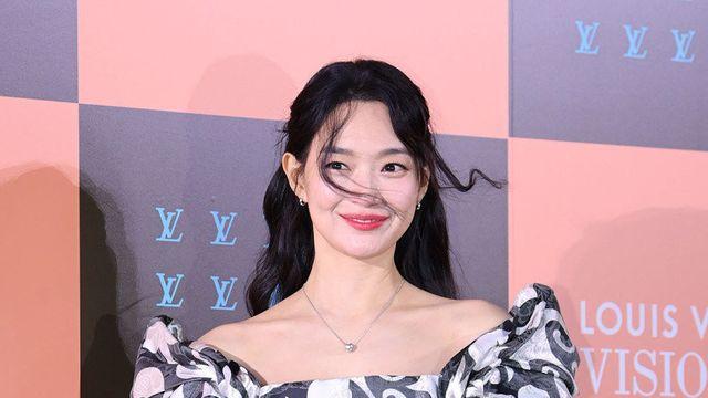김우빈의 여자, 42살 신민아 오늘 모습