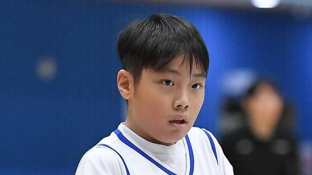 이병헌 11살 아들 근황 '배우 엄마아빠 유전자'