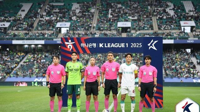 [K리그1 이슈] 인종차별 논란 한 달...여론은 왜 '피해 주장' 심판 쪽에 등 돌리고 있나