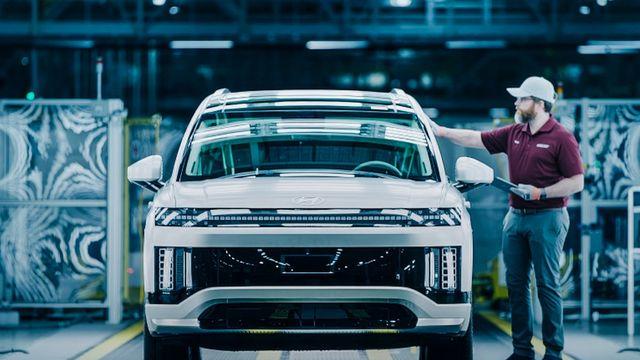 현대차, 미국에서 전기차 판매량 폭락에도 생존하는 방식은?