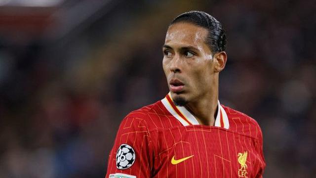 공 뺏기고 슈팅 때 등 돌린 판다이크 “잘못된 선택”, “실수하고 스스로 의심” 실점 주범 지목