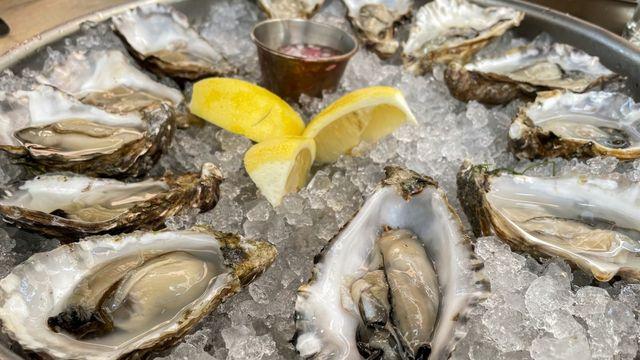 환자 수 급증...맛있지만 먹을 때 꼭 조심해야 하는 겨울 대표 '해산물'