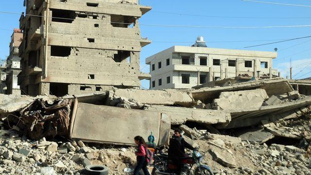 [시리아 재건현장 르포] '쾅 쾅' 불발탄…내전 종식됐지만 내전상흔 여전