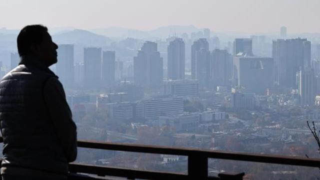 서울 11개 자치구에서 아파트 경매 낙찰가율 100% 상회