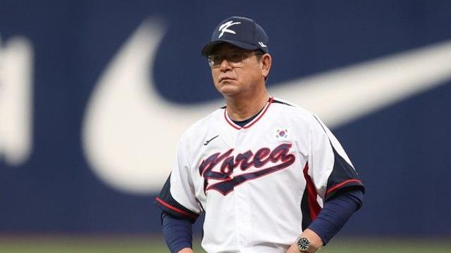 전 며느리 '실명'까지 공개...류중일 전 감독 '발끈'한 이유