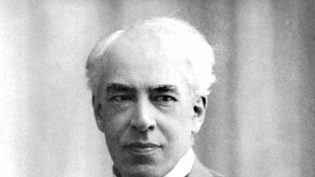 100여 년 만에 완역된 ‘전설의 연기 바이블’? 한예종 박상하 교수