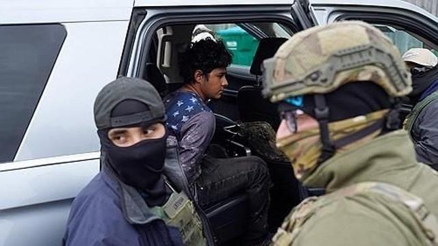 美주방위군 총격, 아프간인 불안 고조