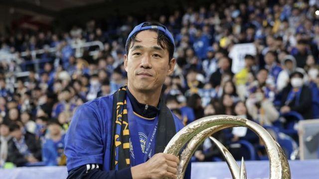 “입이 열 개라도 드릴 말씀 없어” 박주영 코치, 올 시즌 끝으로 울산 떠난다…“죄송하다는 말로도 부족”