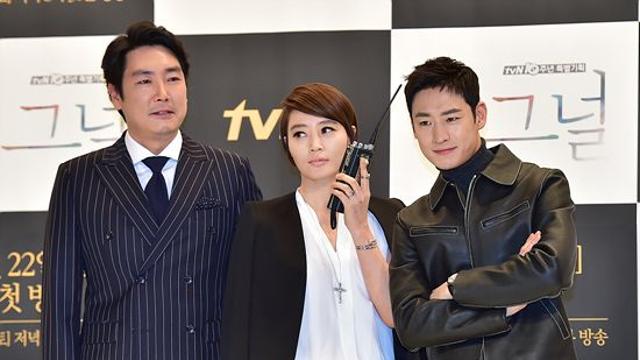 '시그널2' 조진웅, 김혜수·이제훈에 찬물 논란