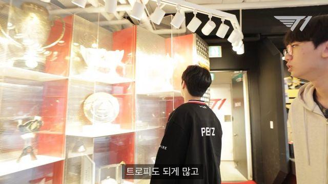 도란 또 미래예언했다