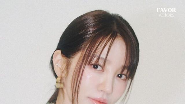 윤은혜 새 프로필 사진 공개…눈부신 미모