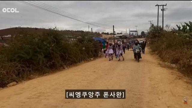 결혼 적령기 라오스 몽족 미녀들에게 물어봤습니다.ㄷ