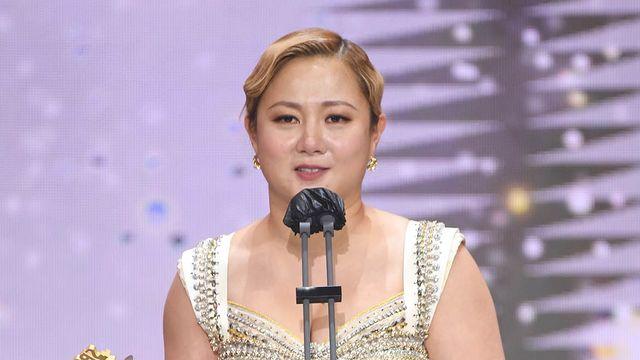 첩첩산중 박나래, '갑질' 해명했는데…이번엔 '횡령' 의혹?