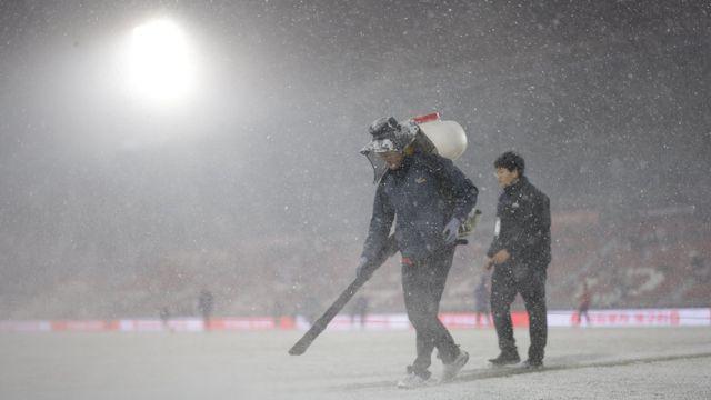‘초유의 폭설 연기’ 수원FC-부천 K리그 승강PO 2차전 8일로 연기