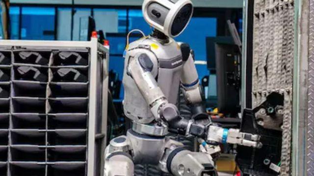 현대차, 장중 30만원 돌파…역대 최고가 기록