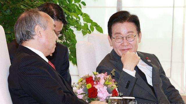 李대통령, 손정의 만나 