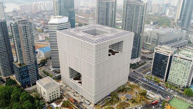 아모레퍼시픽, 5년만에 희망퇴직 단행