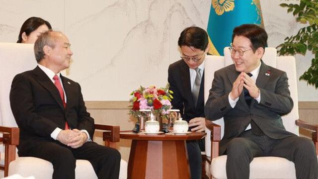 이재명 “AI, 상·하수도 같은 ‘기본 인프라’ 돼야”···손정의 “인간 1만배 지능 ‘ASI’ 시대 도래”