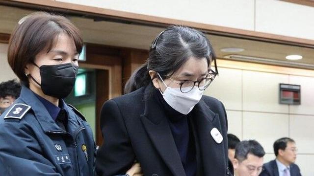 수사 종료 앞둔 내란특검, 김건희 '셀프 수사 무마' 집중