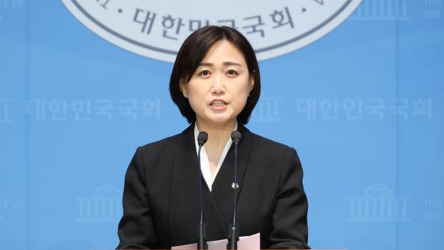 [속보] 민주 “사법부, 국민 불안 키워...내란 재판 지연에 영장 기각까지”