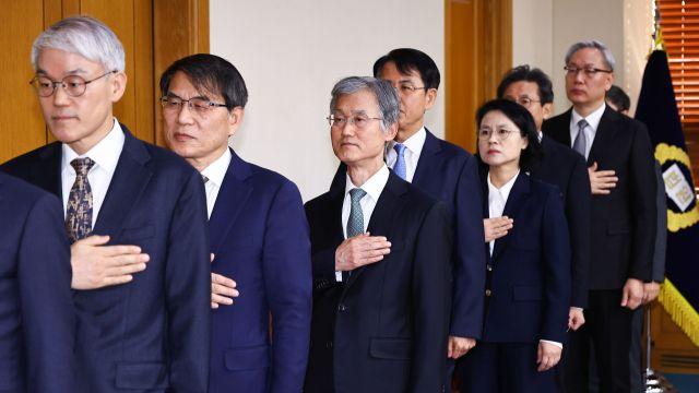 전국 법원장들, '내란 재판부'에 정면반박 